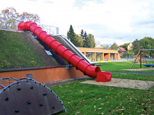 Roof slide on a green roof